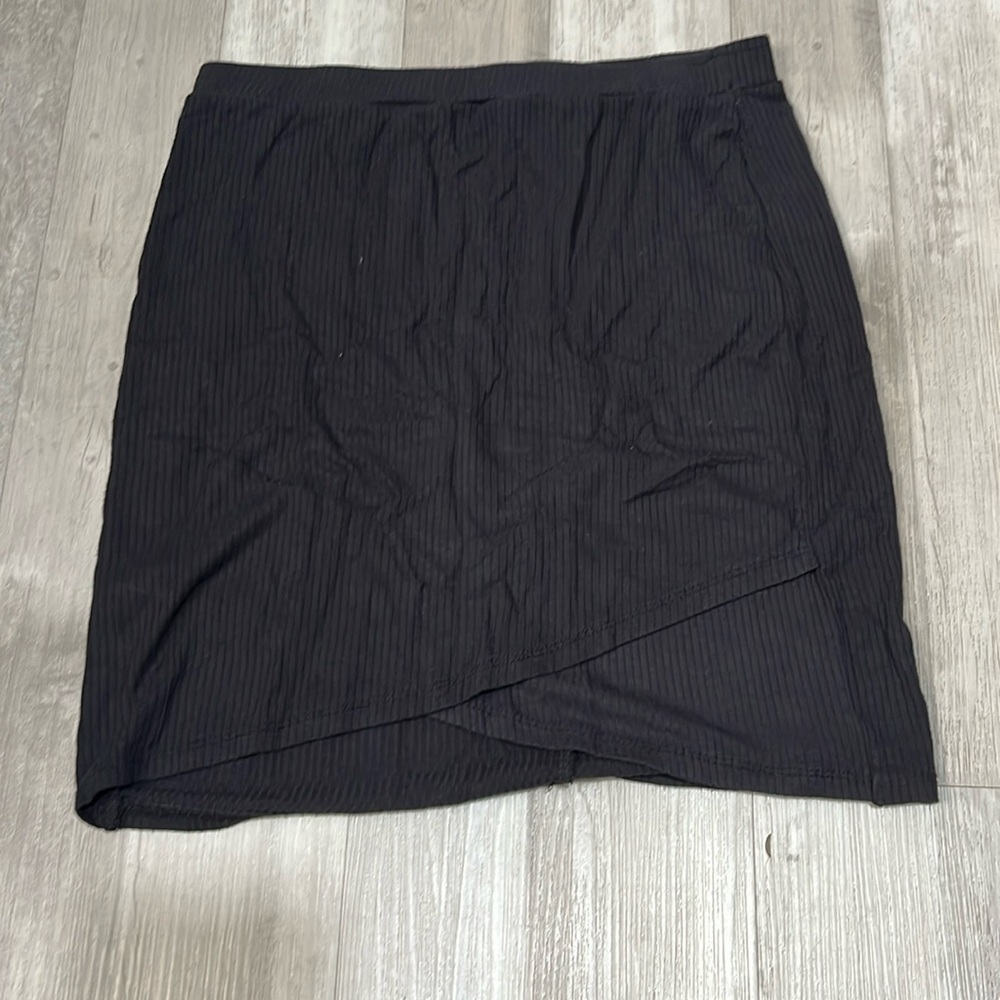 Black skirt